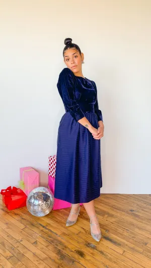 1980s Crushed velvet indigo dress, sz. M