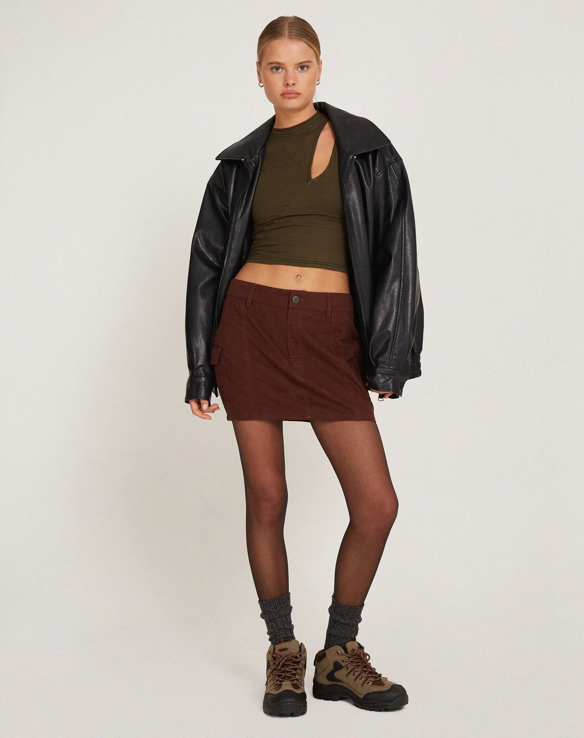 Ajeng Low Rise Cargo Mini Skirt in Seal Brown