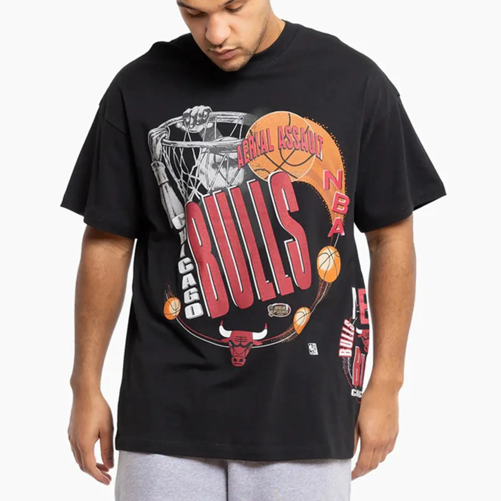 Chicago Bulls Aerial Assault Vintage NBA T-Shirt by Mitchell & Ness