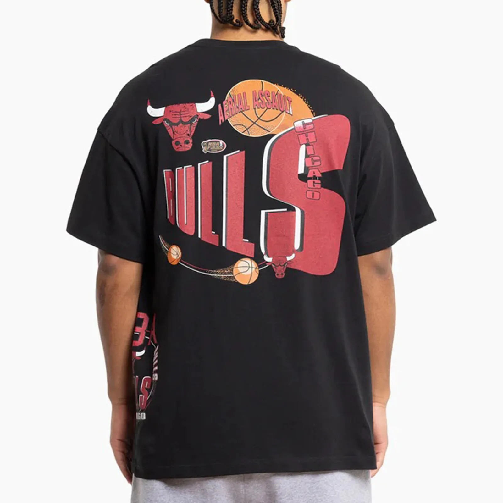 Chicago Bulls Aerial Assault Vintage NBA T-Shirt by Mitchell & Ness