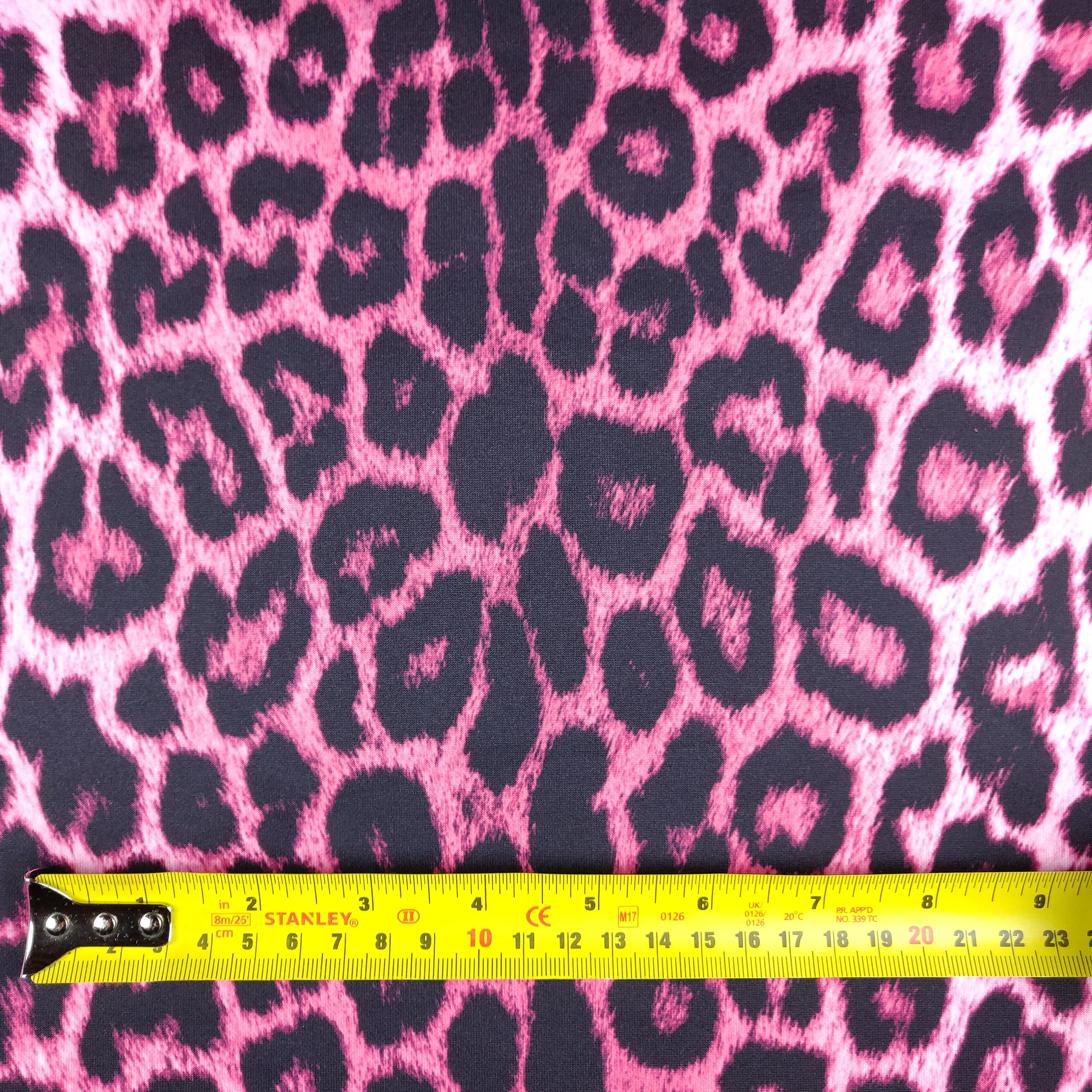 FS005_3 Pink Leopard