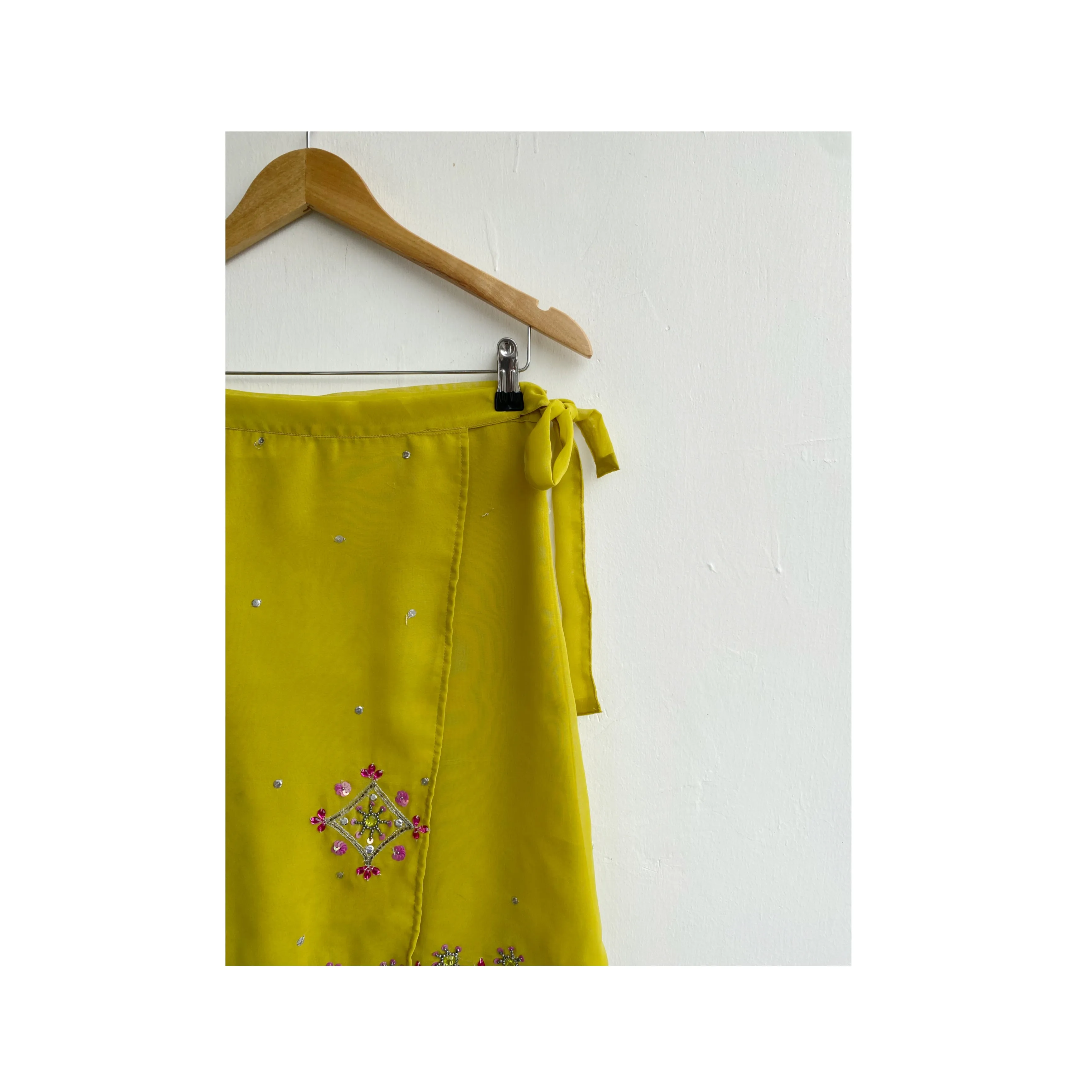 Lime vintage motif wrap skirt