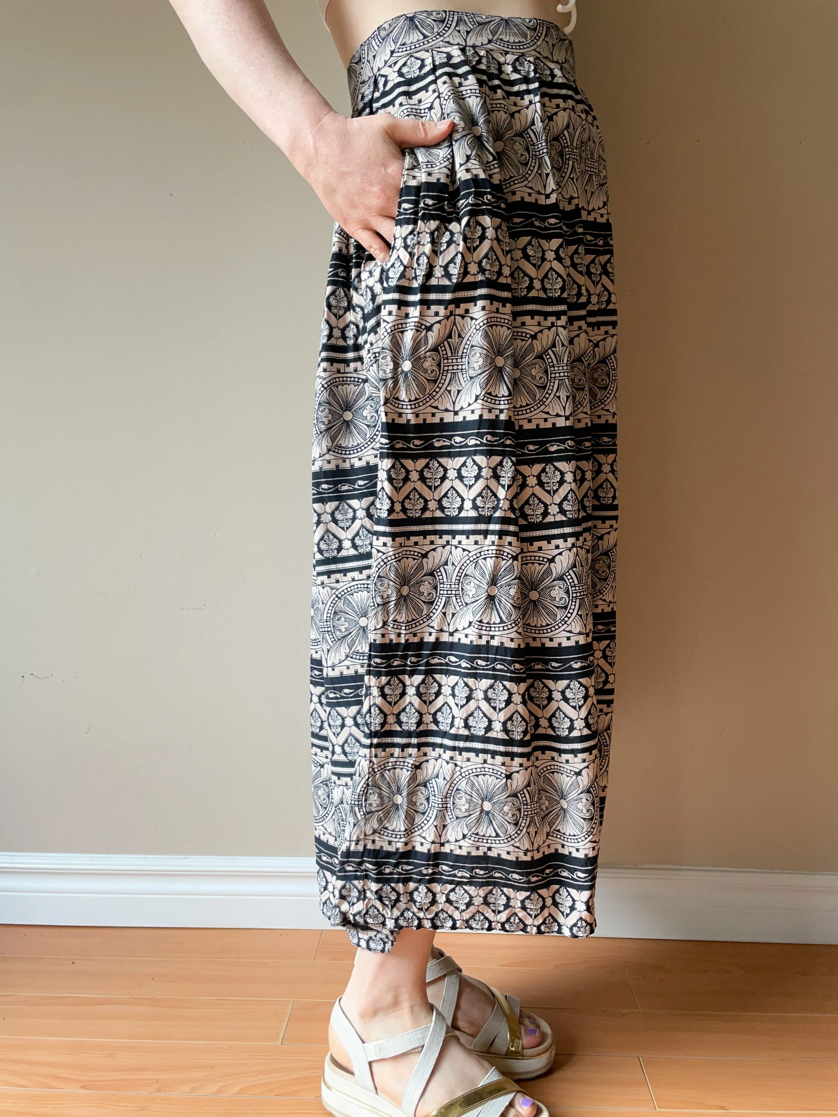 Town & Country Vintage Navy Print Fit Flare Midi Skirt - Medium