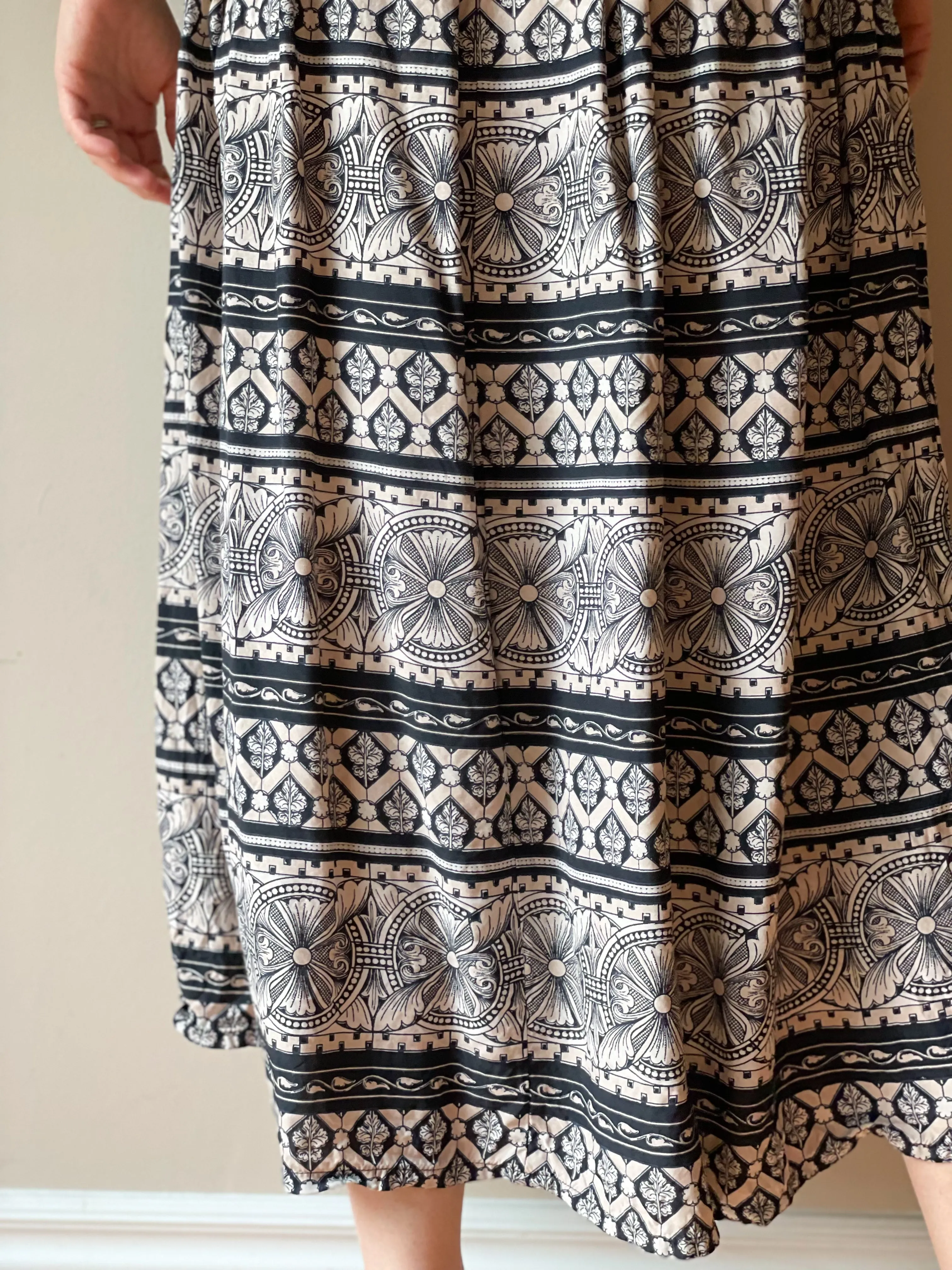 Town & Country Vintage Navy Print Fit Flare Midi Skirt - Medium