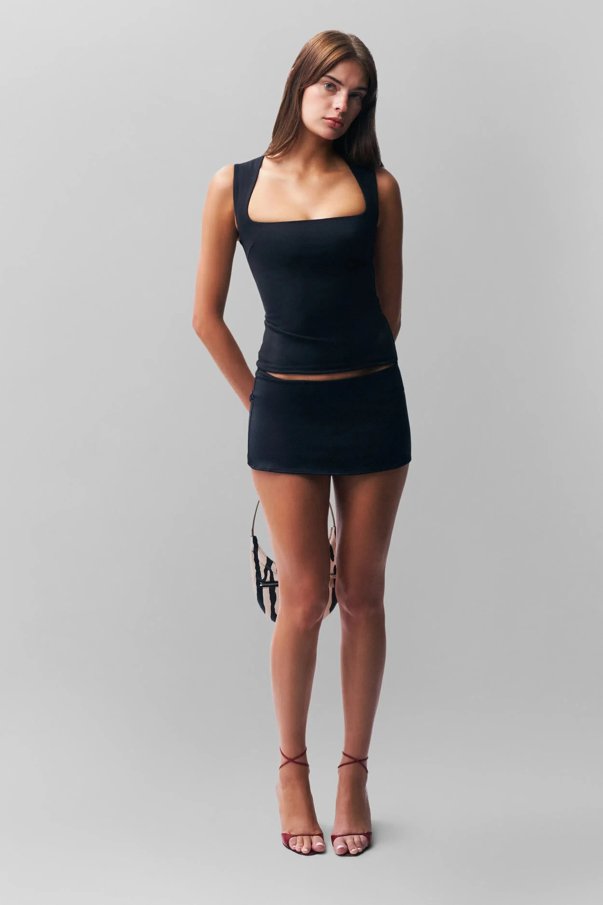 Valeska – Minimal design – Micro mini skirt