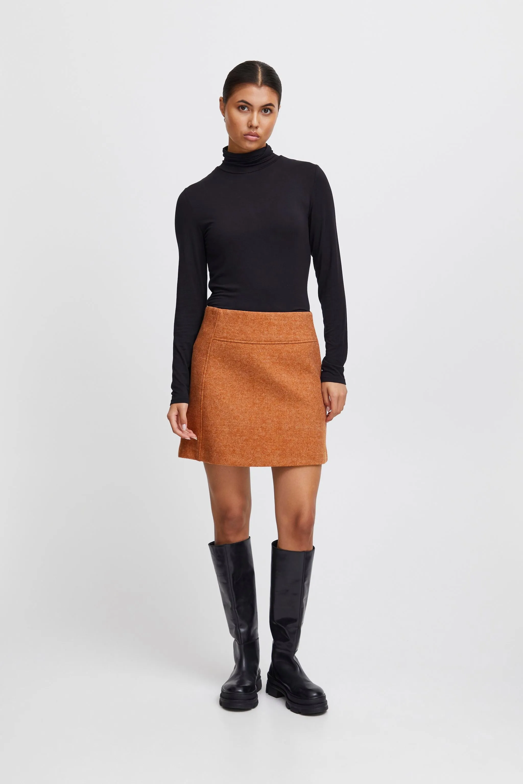 WILMA MINI SKIRT (SUGAR ALMOND)