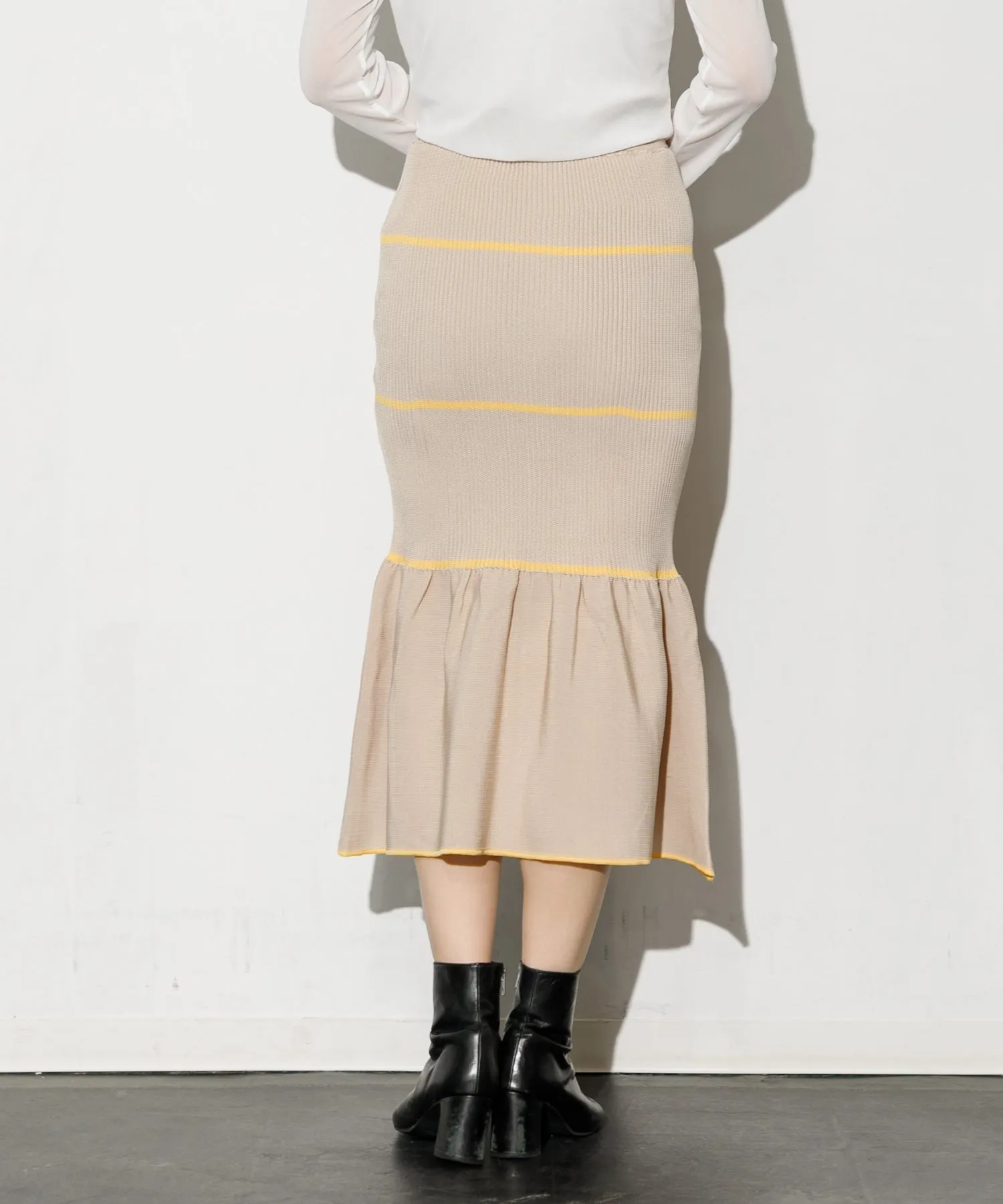 【WOMEN】TRICOTÉ MERMAID SKIRT